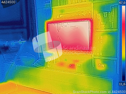 Image of Thermal image Photo while included TV in the room