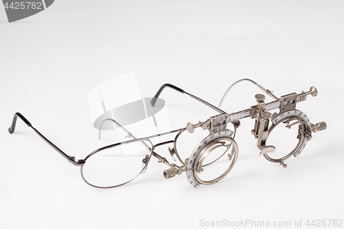 Image of Optometric Device To Match Lenses