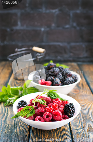 Image of fresh berries