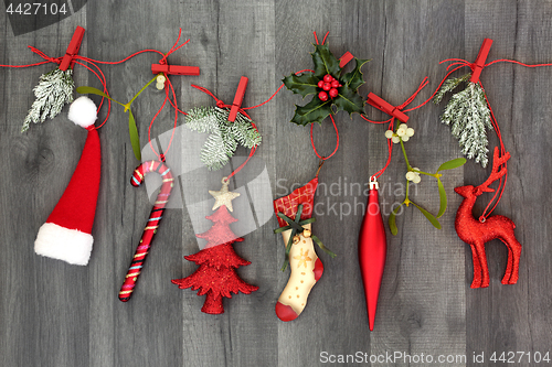 Image of Hanging Christmas Decorations with Flora