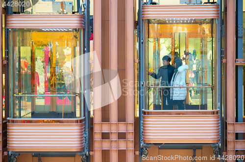 Image of Shopping mall lift