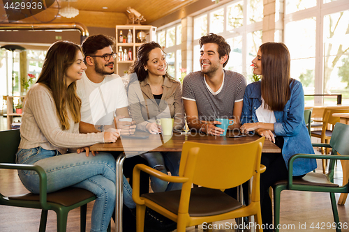 Image of Friends at the cafe 