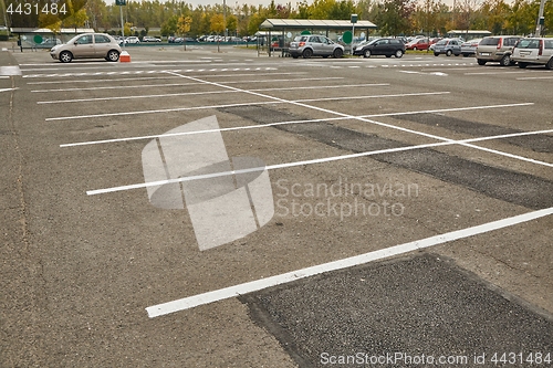 Image of Carpark with empty spots