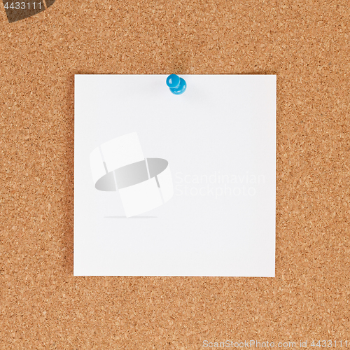 Image of Note paper on cork board