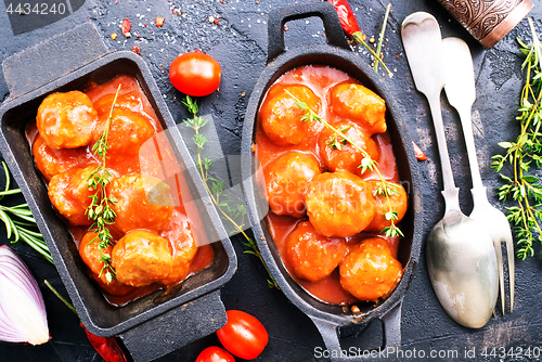 Image of meatballs with tomato sauce 