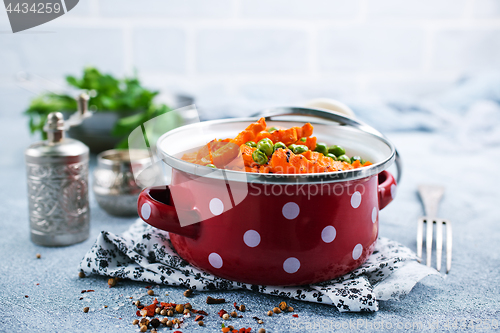 Image of carrot with peas