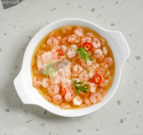 Image of bowl of garlic prawns