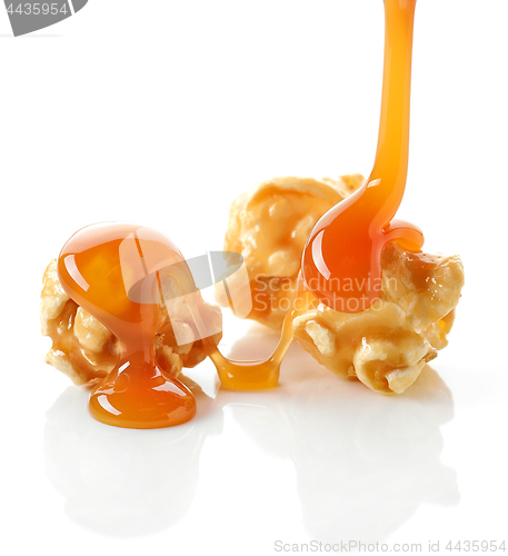 Image of popcorn with caramel sauce