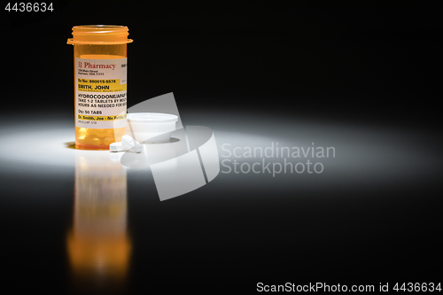 Image of Hydrocodone Pills and Prescription Bottle with Non Proprietary L