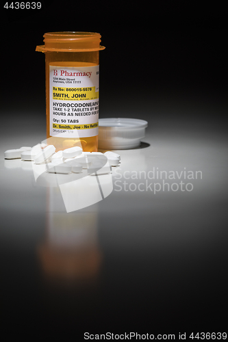 Image of Hydrocodone Pills and Prescription Bottle with Non Proprietary L