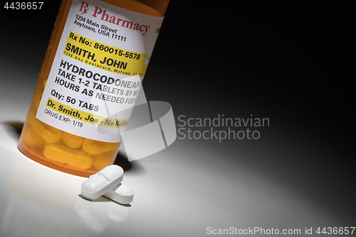 Image of Hydrocodone Pills and Prescription Bottle with Non Proprietary L