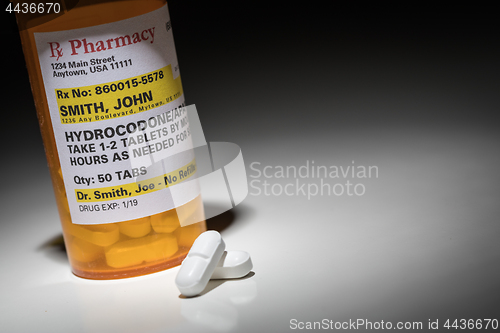 Image of Hydrocodone Pills and Prescription Bottle with Non Proprietary L