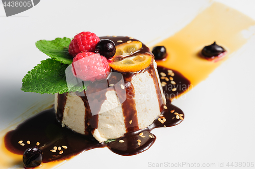 Image of semifredo, italian ice cream dessert with halva