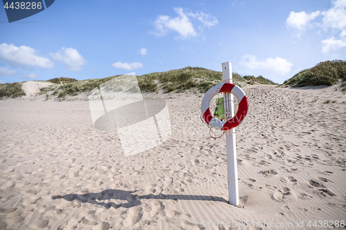 Image of Lifesaver hanging on a post