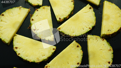 Image of Half cut pineapple pieces 