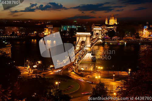 Image of Szechenyi bridge at night