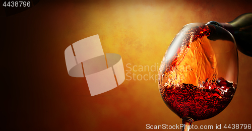 Image of Wineglass with wine