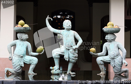 Image of Monkey statues