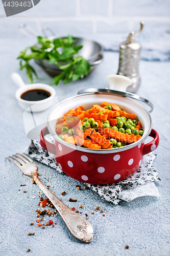 Image of carrot with peas