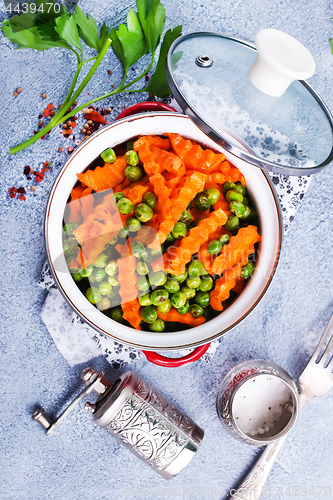 Image of carrot with peas