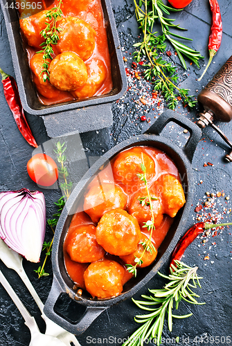 Image of meatballs with tomato sauce 