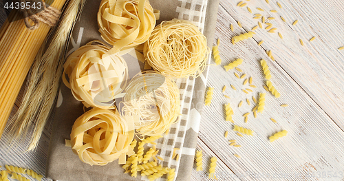 Image of Different sort of pasta on napkin