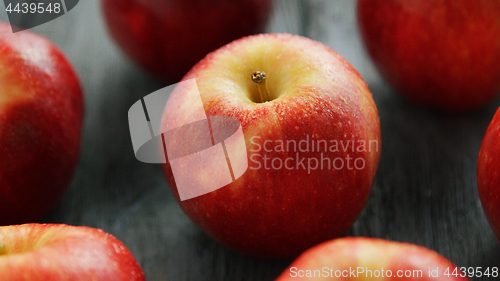 Image of Ripe apples on table 