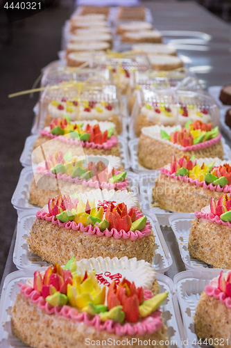 Image of Manual cakes production