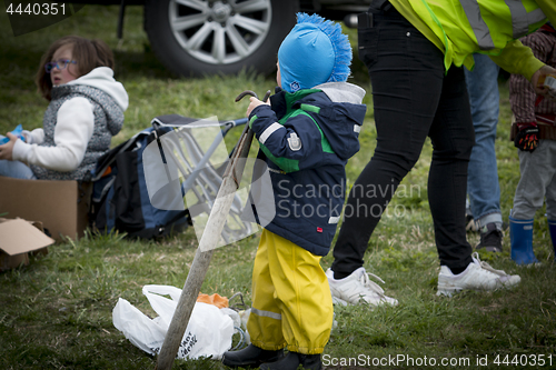 Image of Collecting Plastic Waste