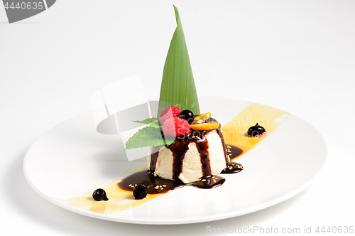 Image of semifredo, italian ice cream dessert with halva