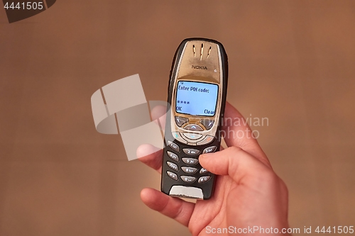 Image of Old Nokia mobile phone