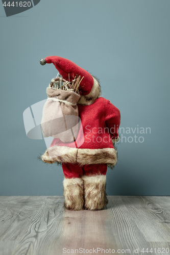 Image of Santa Claus figure back