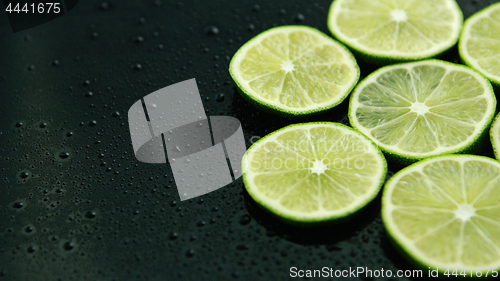 Image of Slices of fresh lime 