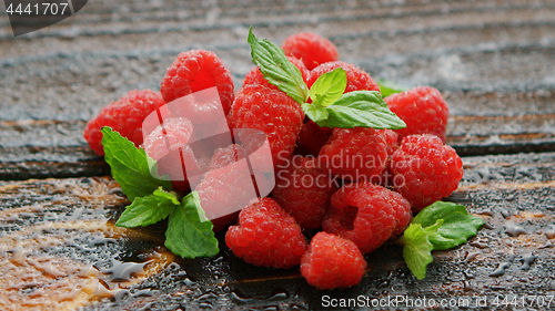 Image of Raspberry with green leaves 