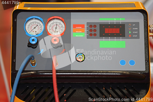 Image of Refrigerant Recovery Machine