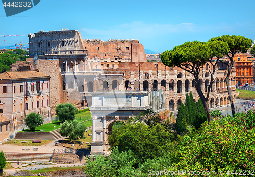 Image of Colosseum and Arc of Constantine