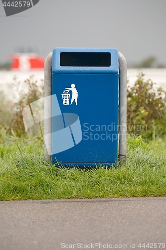 Image of Dustbin in a park