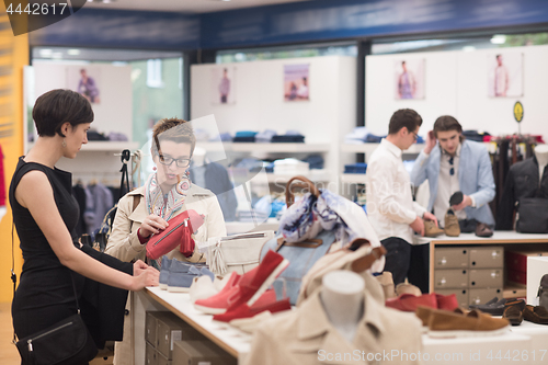 Image of best friend shopping in big mall