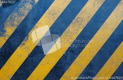 Image of Yellow and black stripes