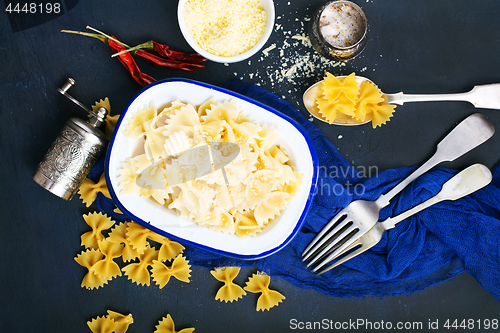 Image of Pasta sprinkled with cheese 