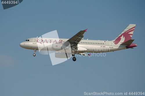 Image of Plane about to land