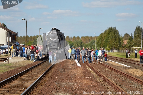 Image of Steam locomotive at station