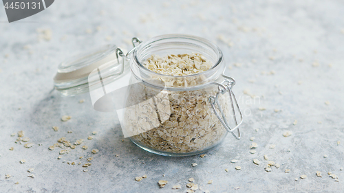 Image of Glass jar with raw oats