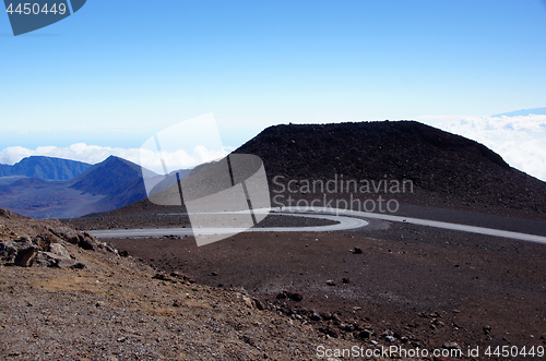 Image of Street to Mauna-Kea-Observatory, Hawaii, USA