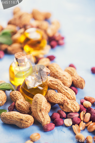 Image of Natural peanut with oil in a glass