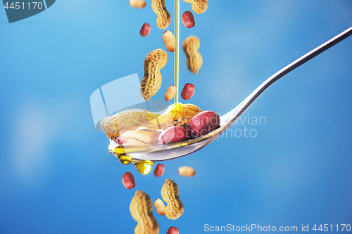 Image of Natural peanut oil