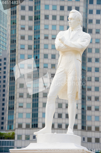 Image of  Tomas Stamford Raffles monument, Singapore