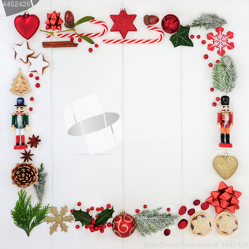 Image of Abstract Christmas Square Wreath