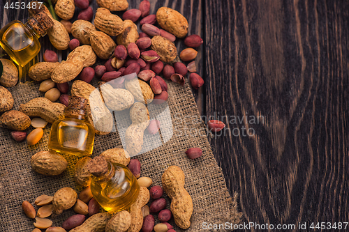 Image of Natural peanut with oil in a glass