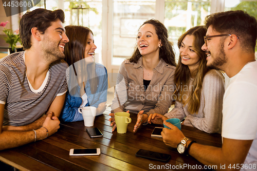 Image of Friends at the cafe 